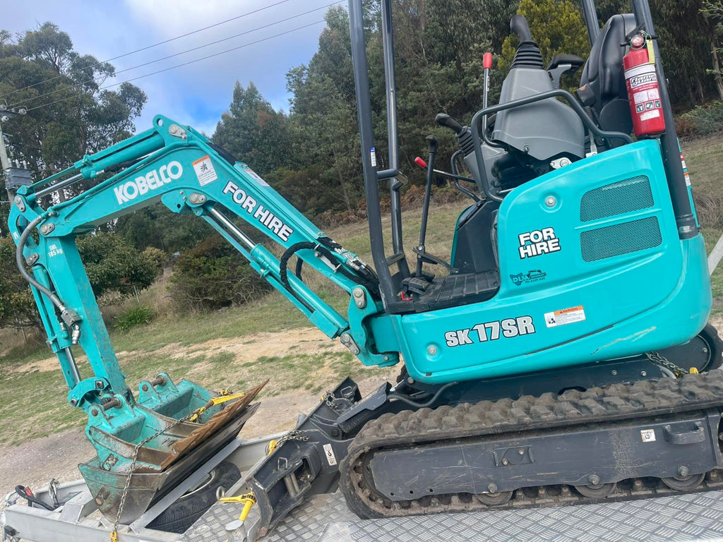 2.5 ton excavator hire
